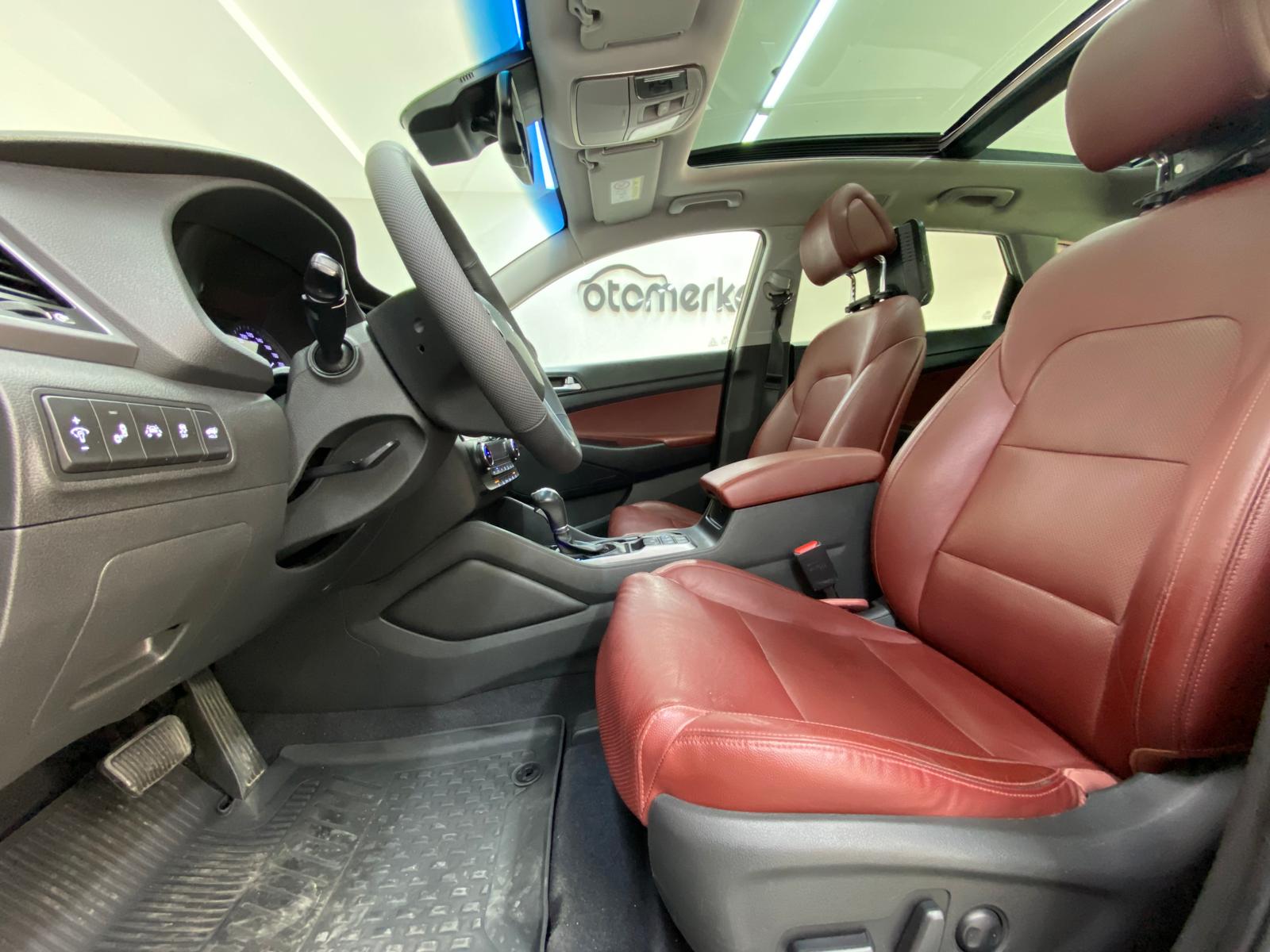 HYUNDAI TUCSON 20